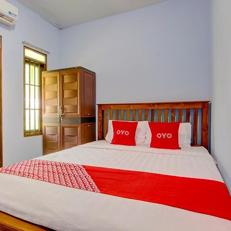 Super Oyo 93012 Griya Kencana Asri Syariah Lawean Zewnętrze zdjęcie