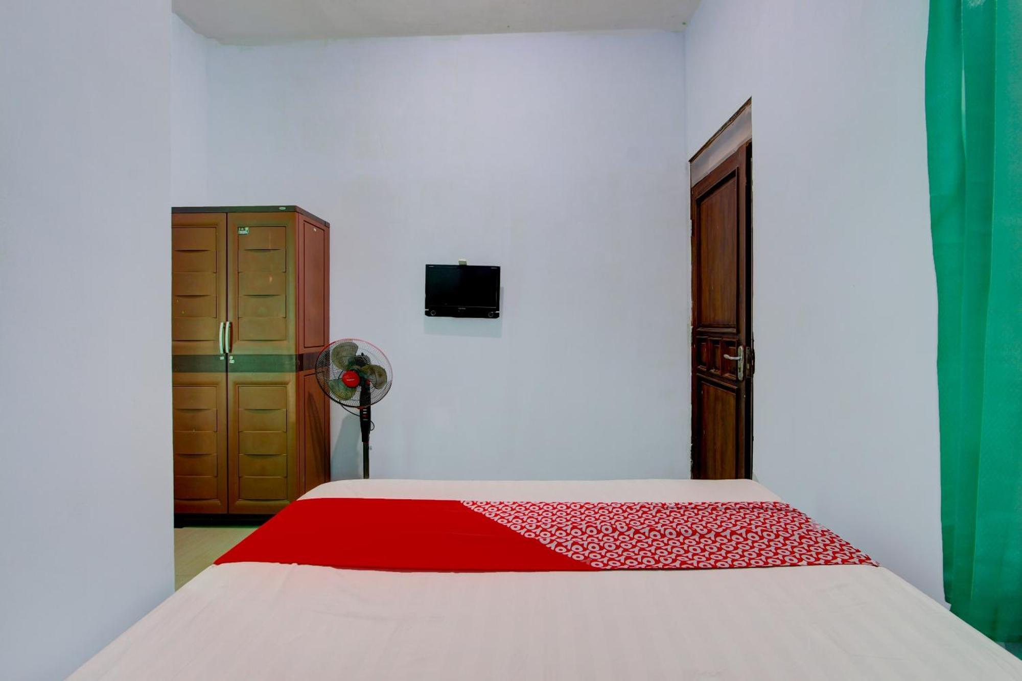 Super Oyo 93012 Griya Kencana Asri Syariah Lawean Zewnętrze zdjęcie
