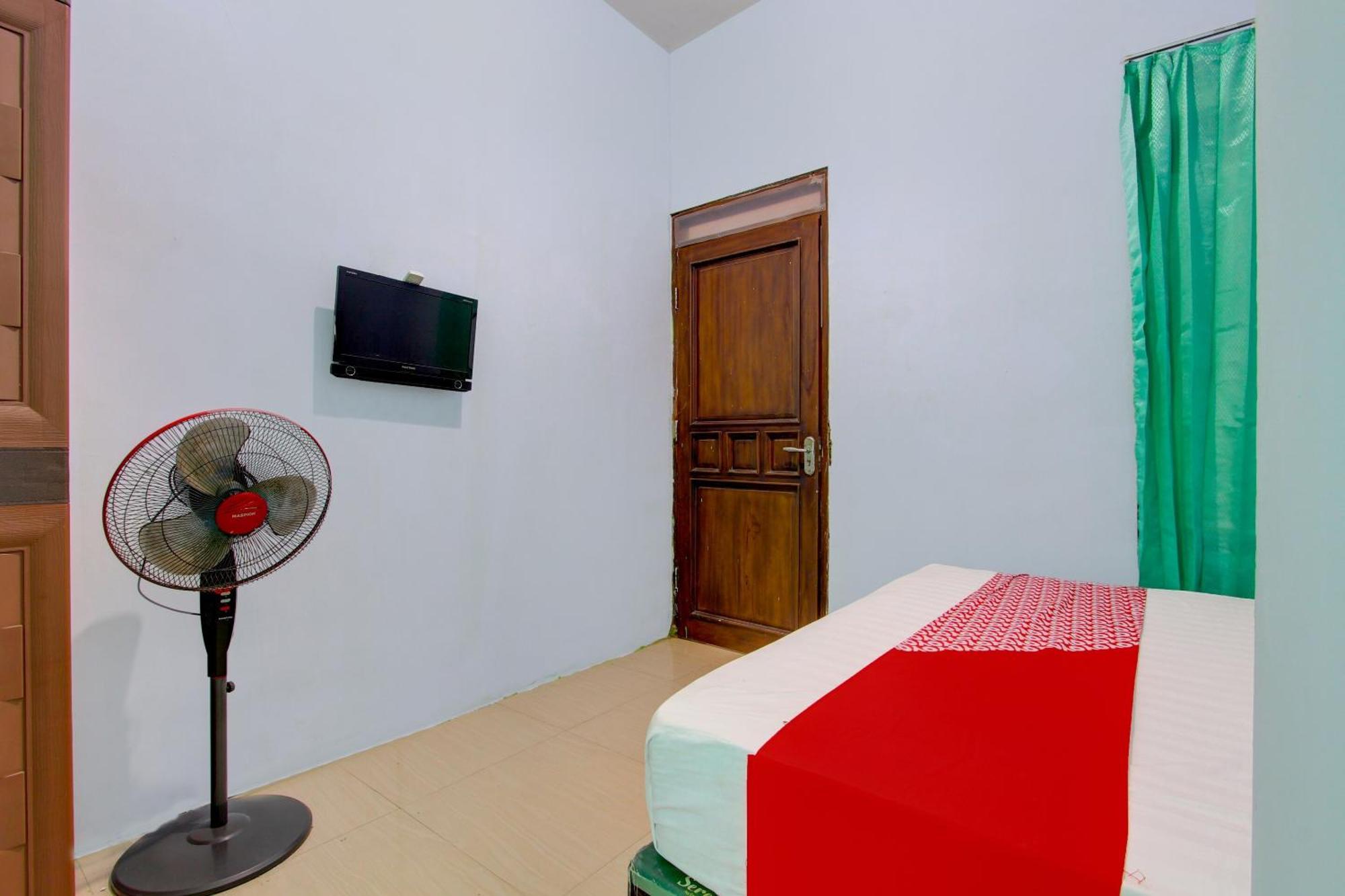 Super Oyo 93012 Griya Kencana Asri Syariah Lawean Zewnętrze zdjęcie
