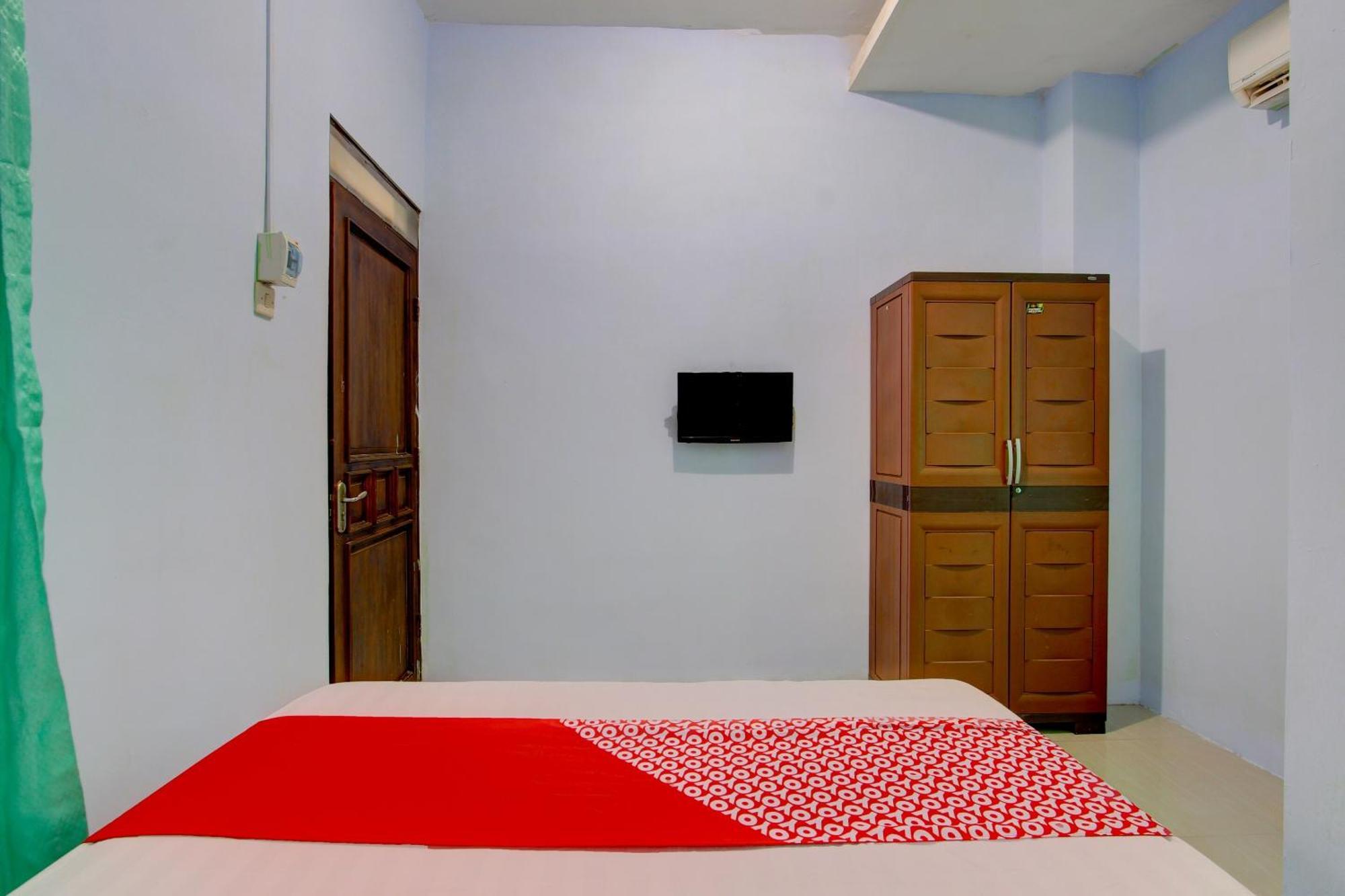 Super Oyo 93012 Griya Kencana Asri Syariah Lawean Zewnętrze zdjęcie